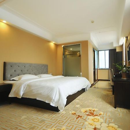 Guilin Zelin Hotel מראה חיצוני תמונה