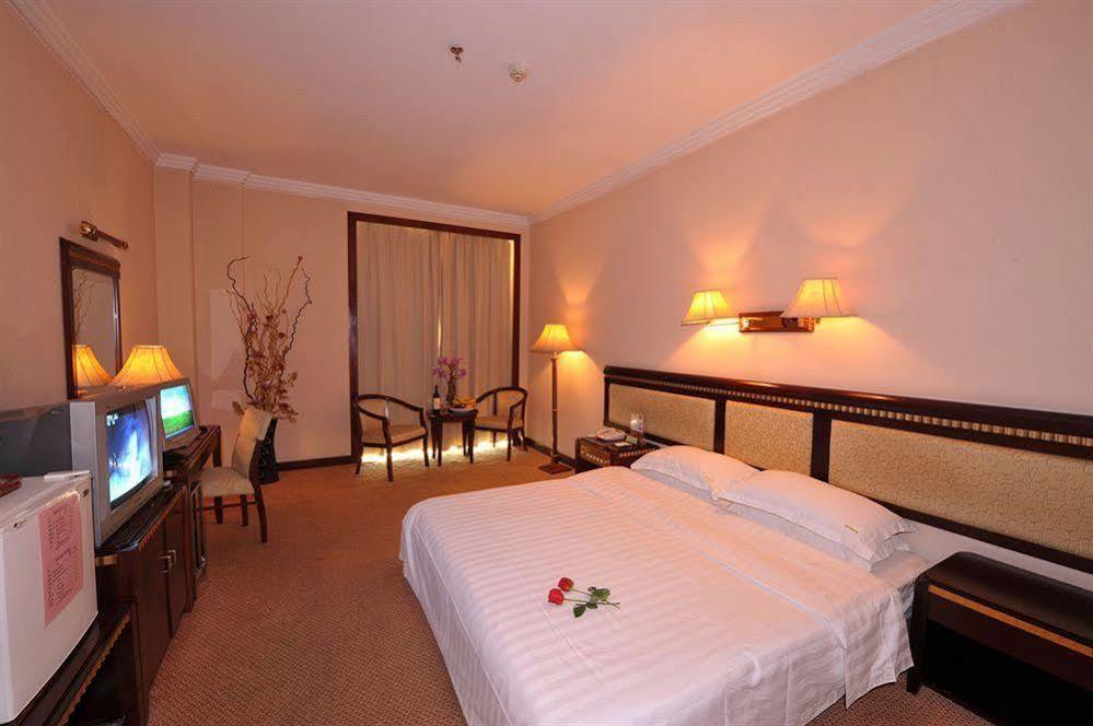 Guilin Zelin Hotel מראה חיצוני תמונה